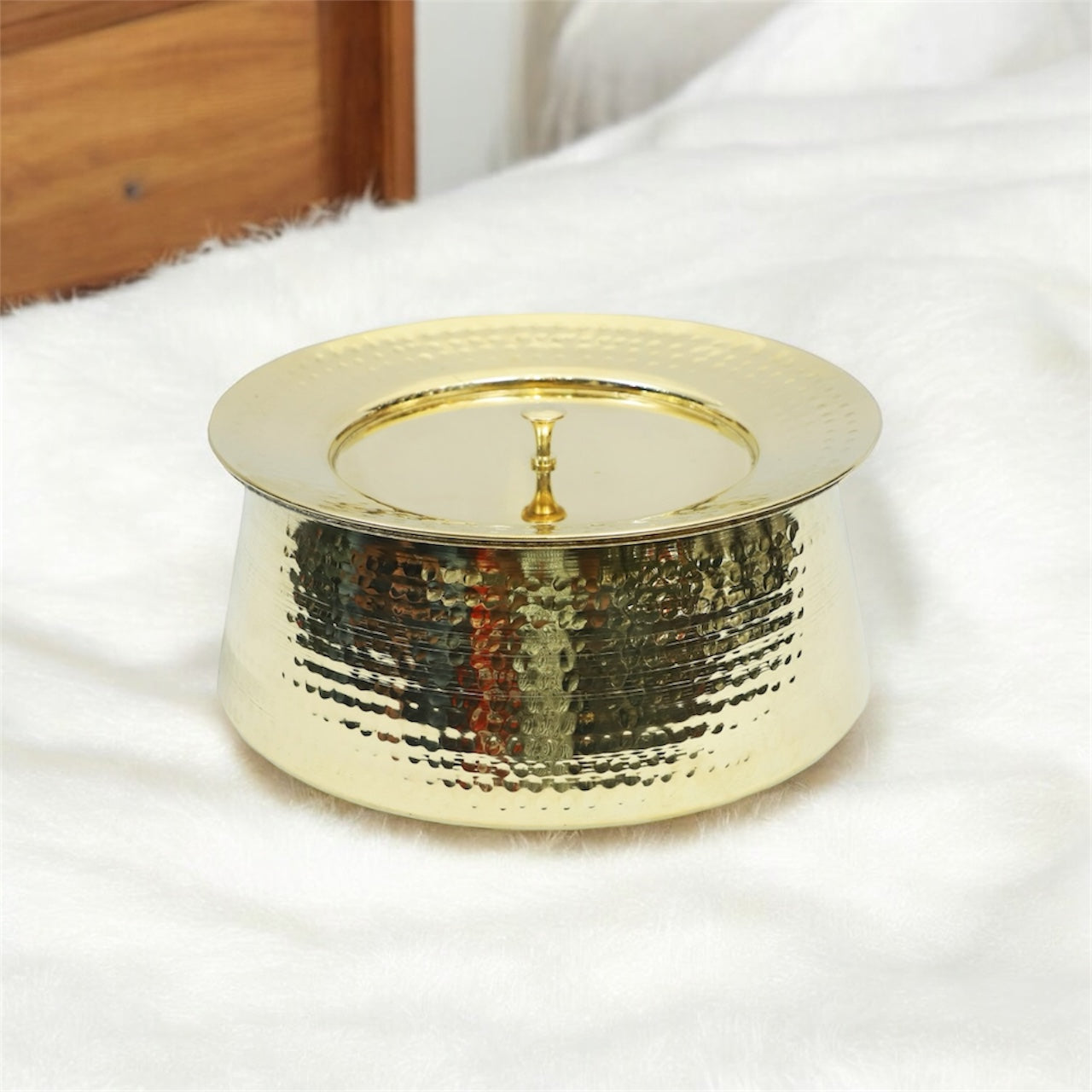 Pure Brass Lagan Handi with Lid – 2.5L Capacity